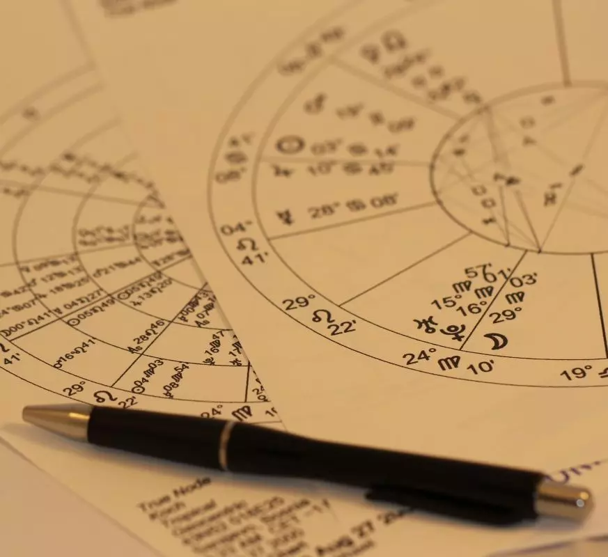 Céline PERPIGNA Praticien de médecine alternative à Aubignan Céline PERPIGNA Praticien de médecine alternative à Aubignan